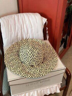 Woven Straw Sun Hat in Yellow and Black -Gap 1969